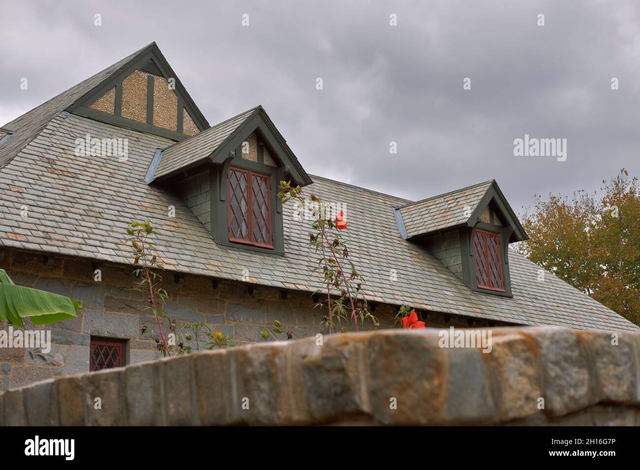 Steinkutschenhaus und historische Gebäude des Maymont-Anwesens in Rchmond, Virginia. Stockfoto