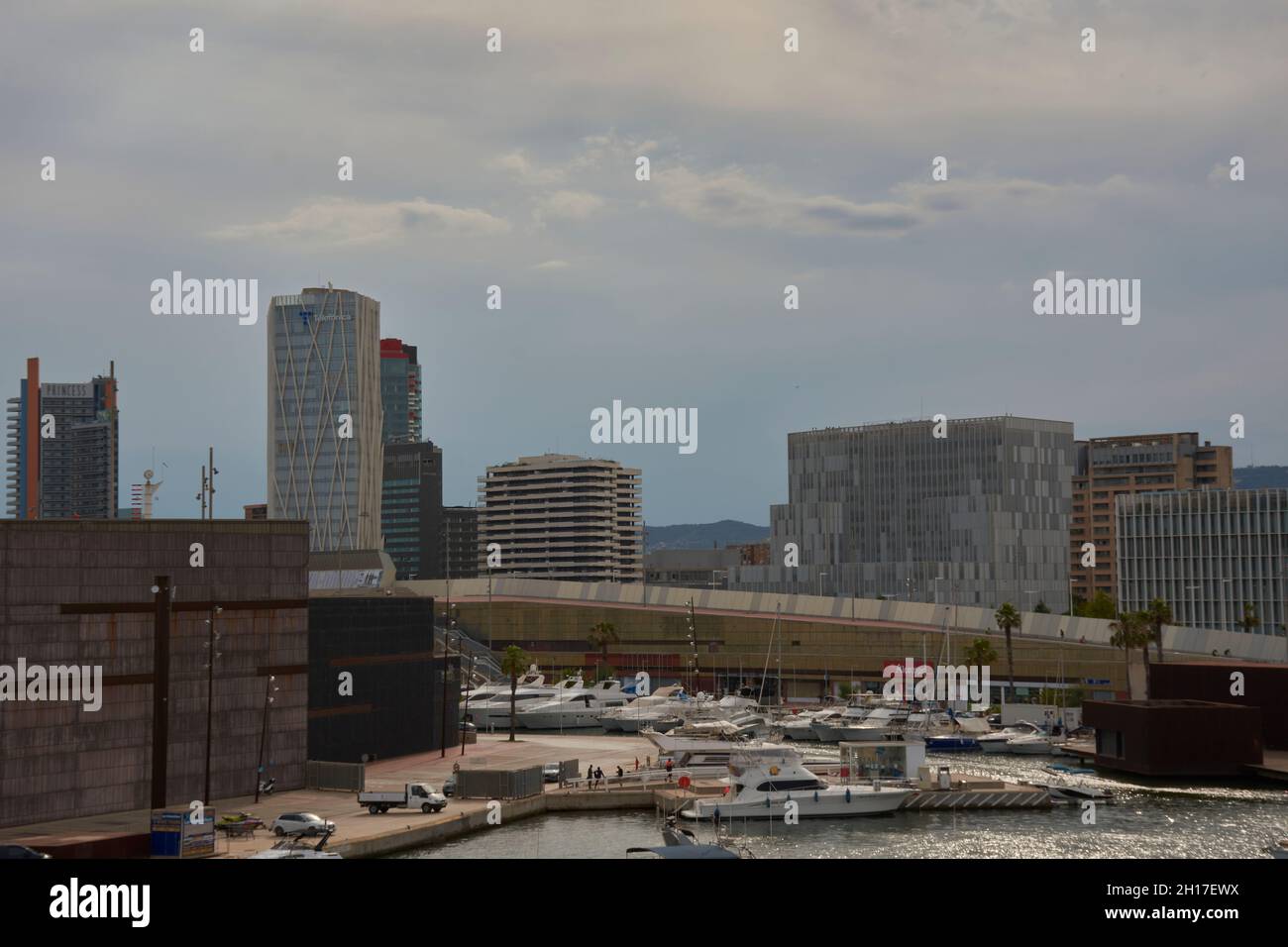 Gebäude Diagonal Zero Zero, Hauptsitz der Telefonica Group in Barcelona, Katalonien, Spanien Stockfoto