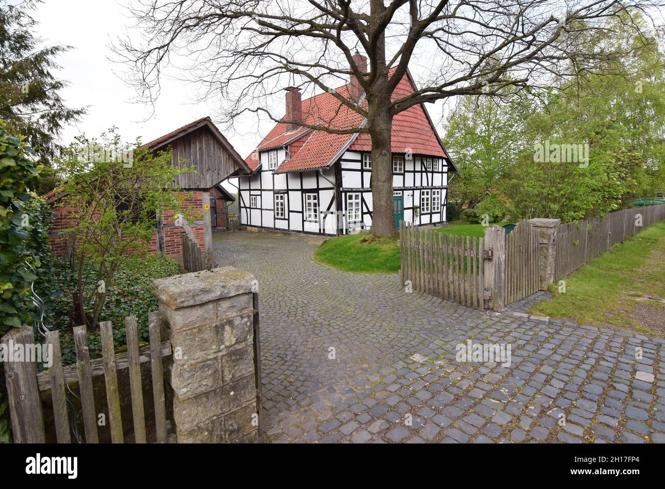 Exemplarisch renovierter antiker Bauernhof in Stadthagen Stockfoto