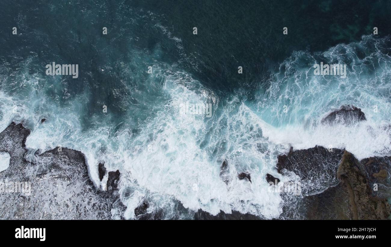 Wunderschöne Blue Waves Stockfoto