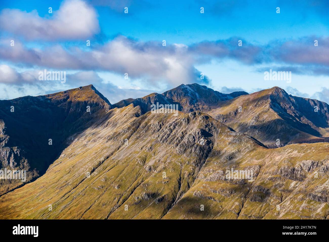 Der Berg von Bidean Nam Bian von Buachaille Etive Beag aus gesehen zwischen Glen Coe und Glen Etive, Schottland Stockfoto