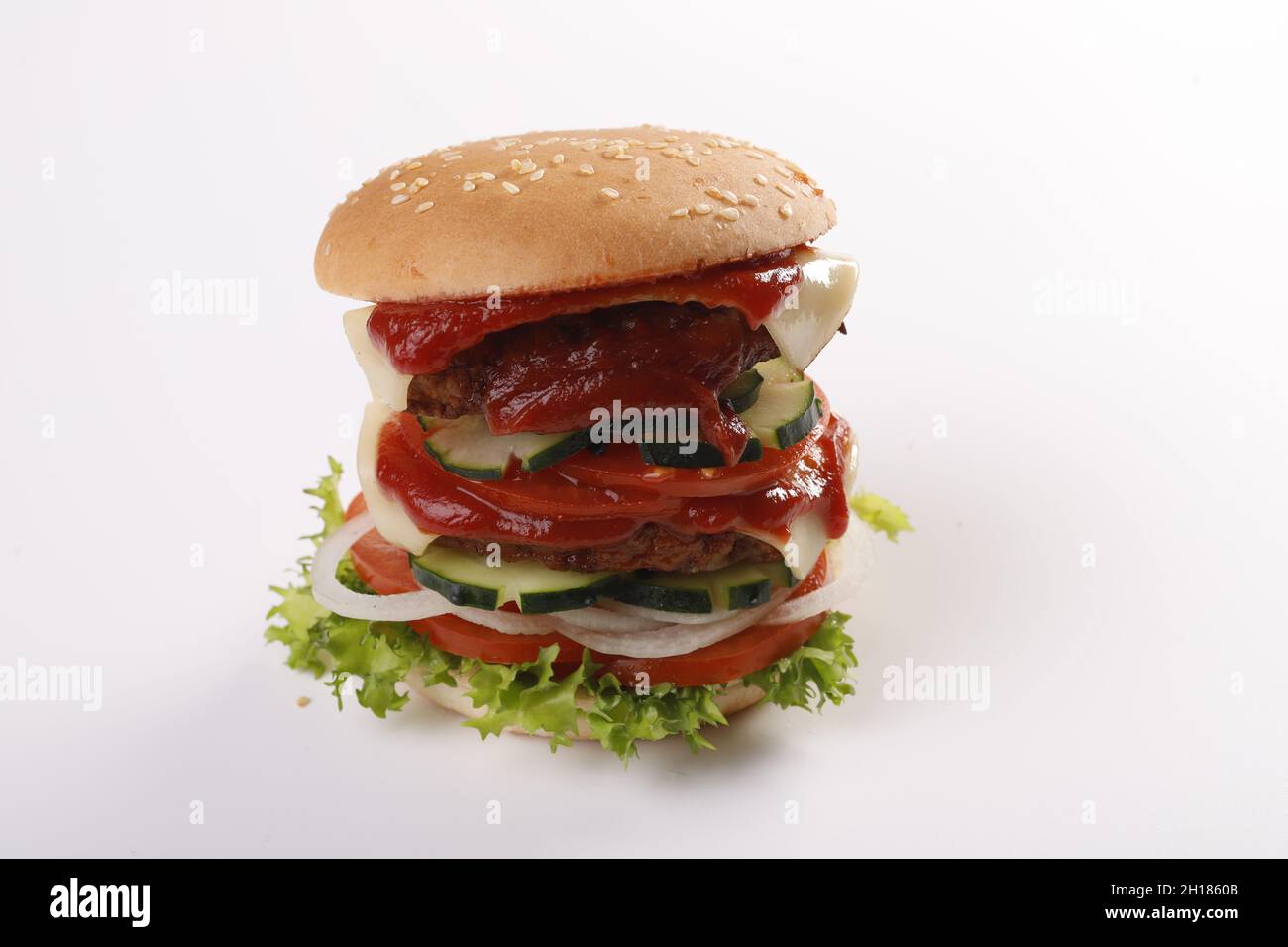 Hamburger auf weißem Hintergrund Stockfoto