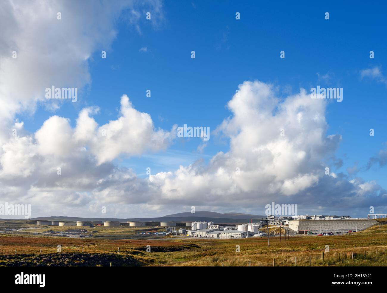 Sullum Voe Oil Terminal, Festland, Shetland, Schottland, Großbritannien Stockfoto