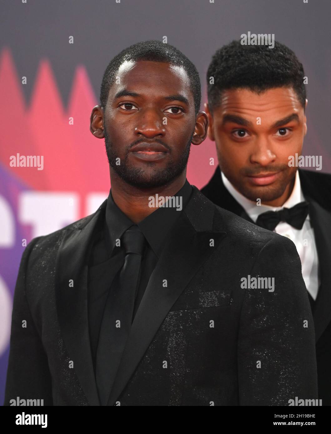 Foto muss gutgeschrieben werden ©Alpha Press 079965 17/10/2021 Malachi Kirby und Rege Jean Page die Tragödie von Macbeth Premiere Abschlusszeremonie während des BFI London Film Festival 2021 in London Stockfoto