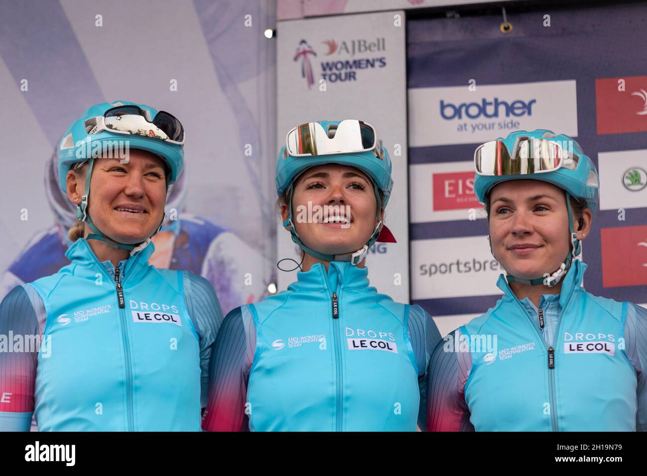 Joscelin Lowden, Alice Towers, Anna Christian Vorbereitung auf das Rennen der vierten Etappe der Women's Tour, die von Shoeburyness, Essex, Großbritannien, startet Stockfoto