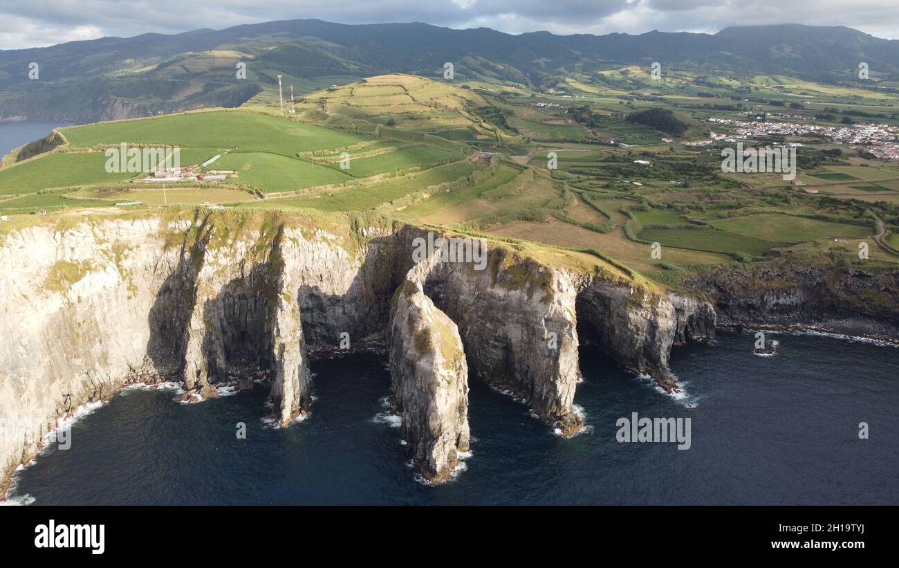 Wunderschöne Aussicht auf Cliffs Faces Stockfoto
