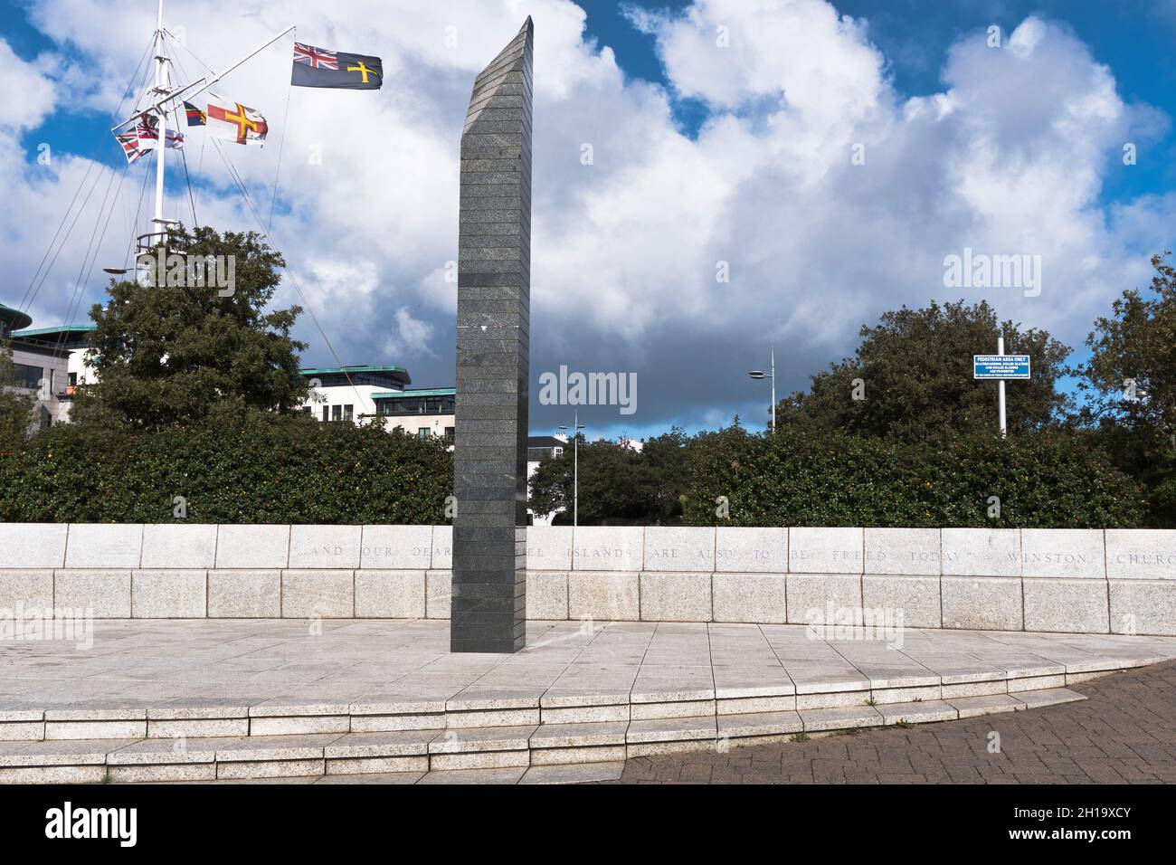 dh Befreiungsdenkmal ST PETER PORT GUERNSEY Besatzungskriegs-Gedenkstätte deutsche Kanalinseln Stockfoto