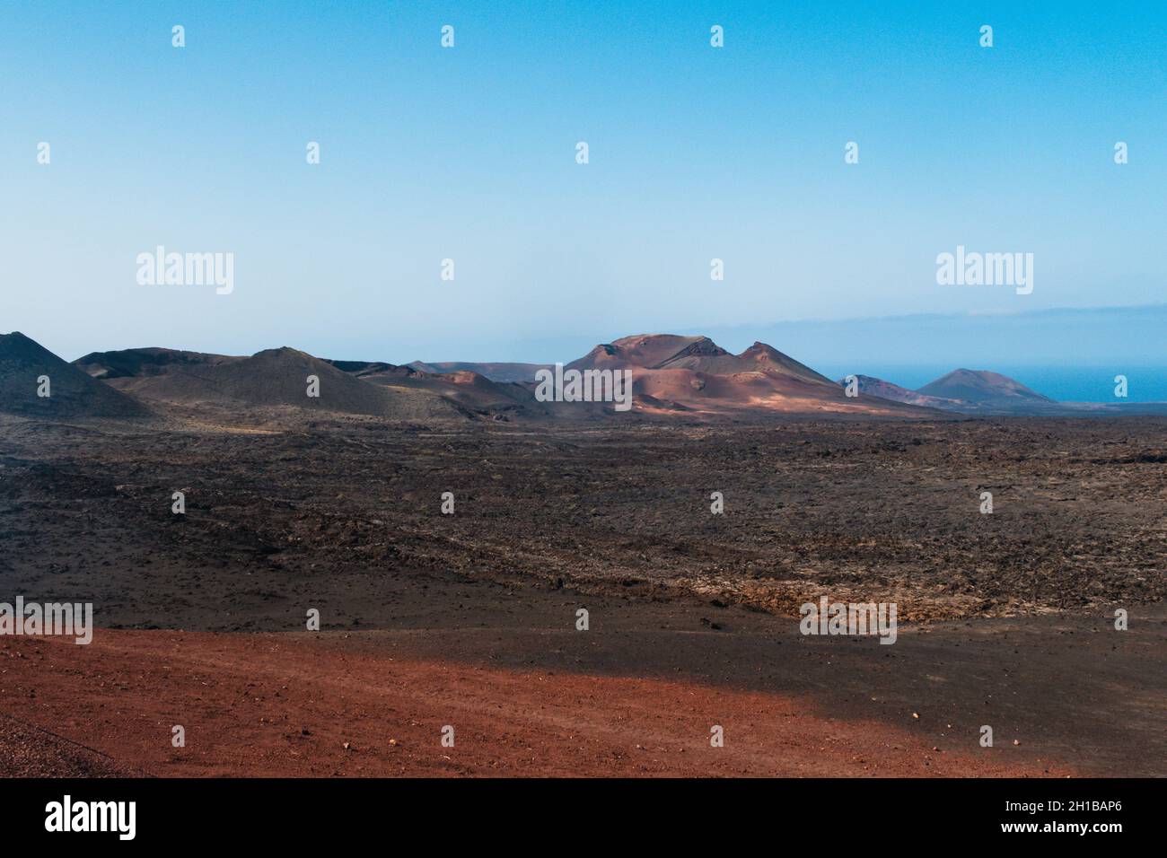 Vulkan und Lavawüste. Lanzarote, Kanarische Inseln Stockfoto