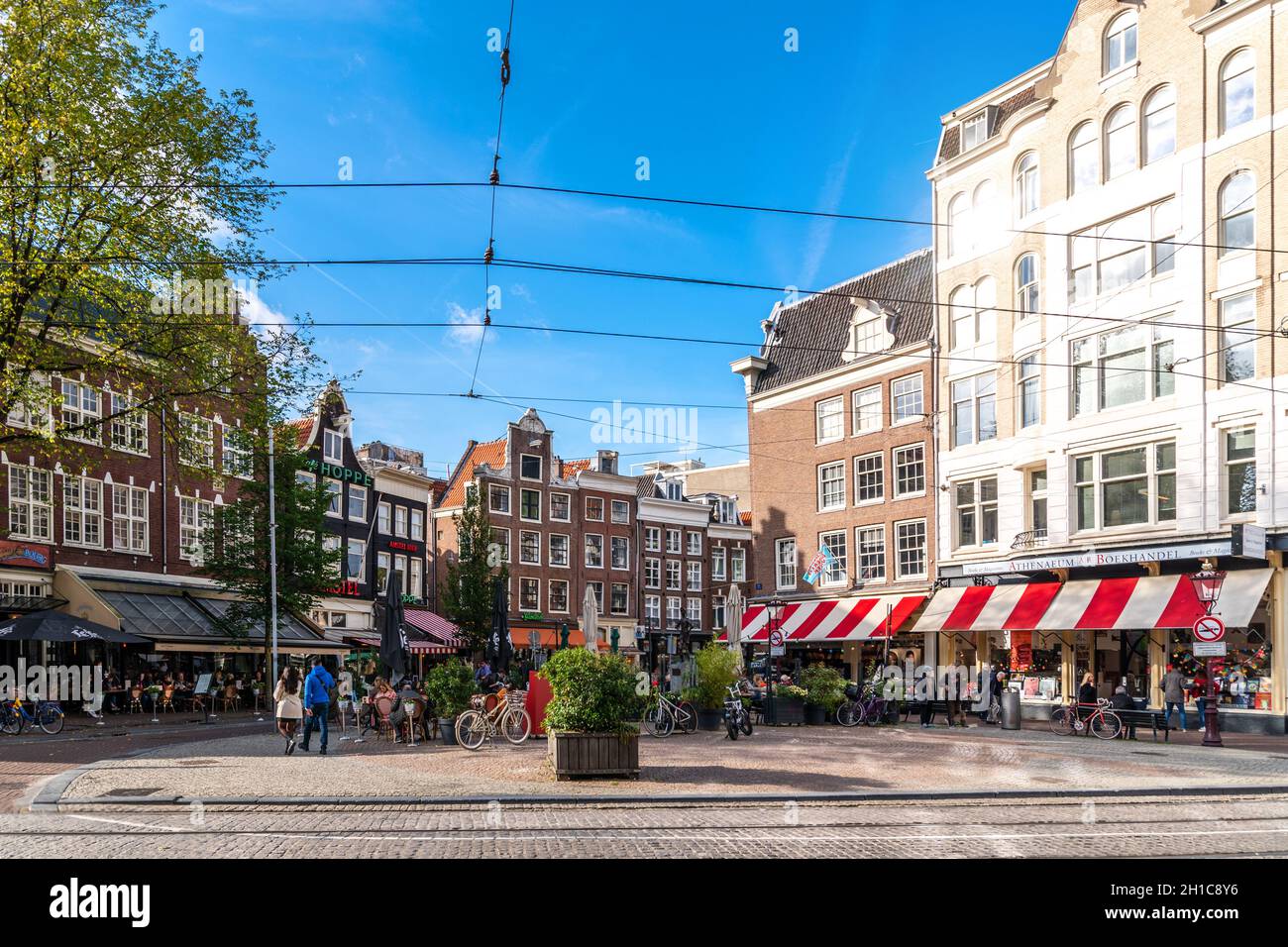 Spui Platz im Zentrum von Amsterdam, Niederlande Stockfoto
