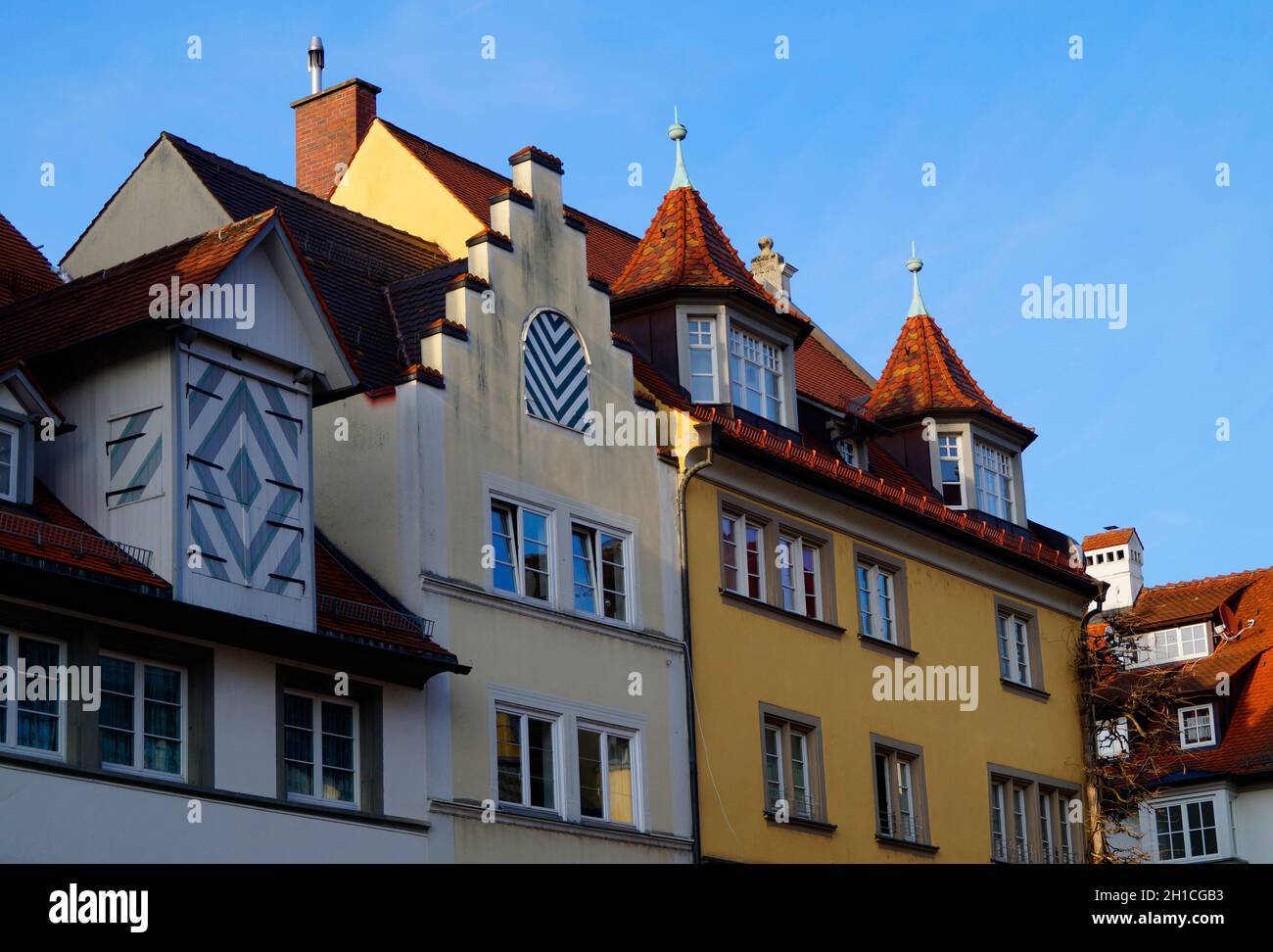 Romantische alte Häuser auf der Insel Lindau in Deutschland Stockfoto