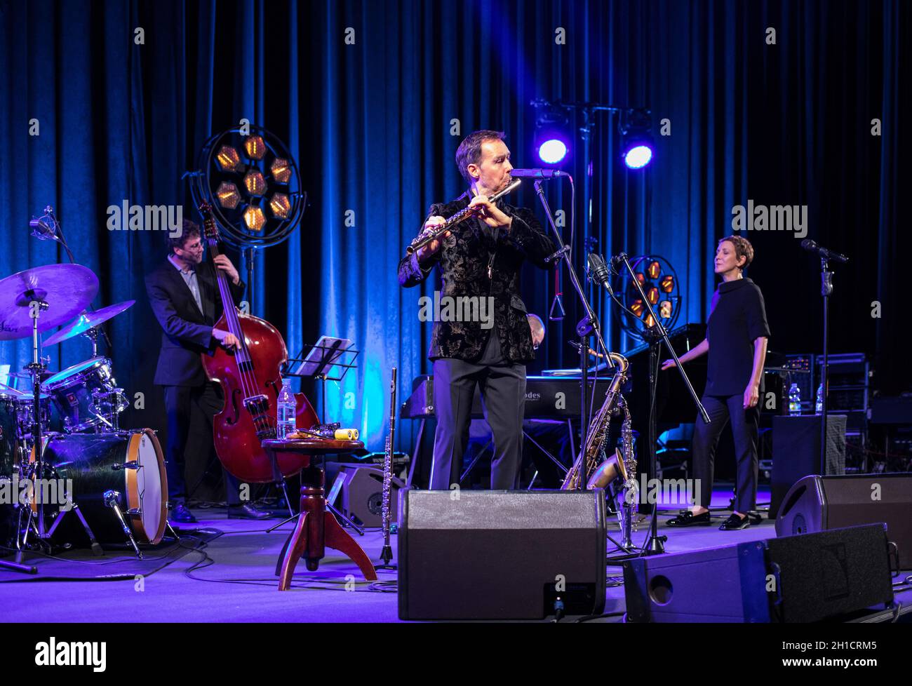 Krakau, Polen - 26 April 2018: Die Leistung des amerikanischen Jazz Sängerin Stacey Kent mit Ihrem begleitenden Quartett auf der Kijow. Im Mittelpunkt Stockfoto