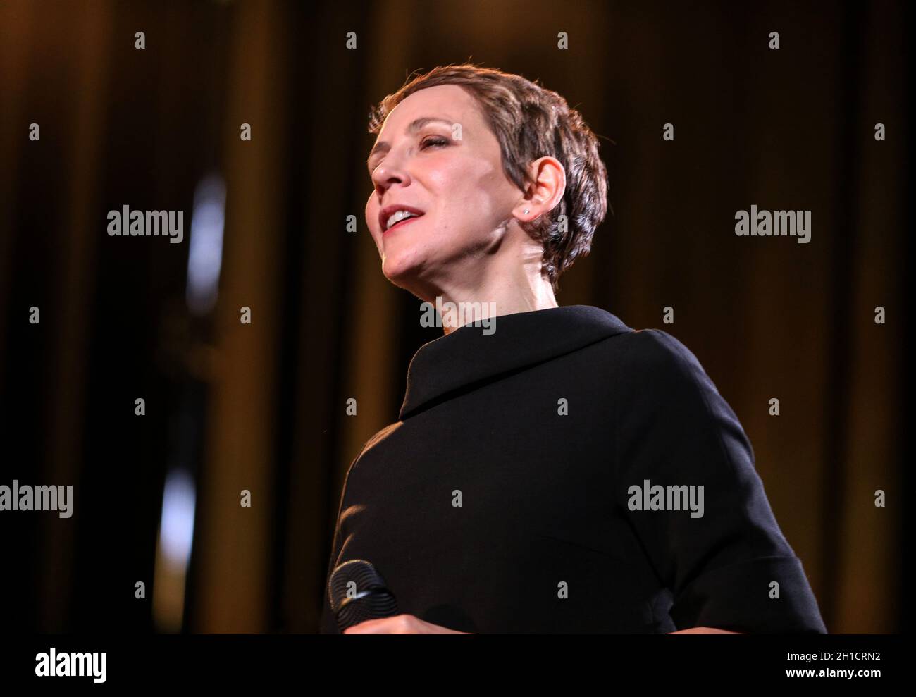 Krakau, Polen - 26 April 2018: Die Leistung des amerikanischen Jazz Sängerin Stacey Kent mit Ihrem begleitenden Quartett auf der Kijow. Im Mittelpunkt Stockfoto