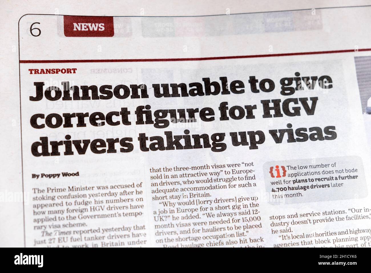 „Johnson kann keine korrekte Zahl für Lkw-Fahrer geben, die Visa übernehmen“, titelte i-Zeitung, Ohrenseilentransport News 5 October 2021 London England Großbritannien Stockfoto