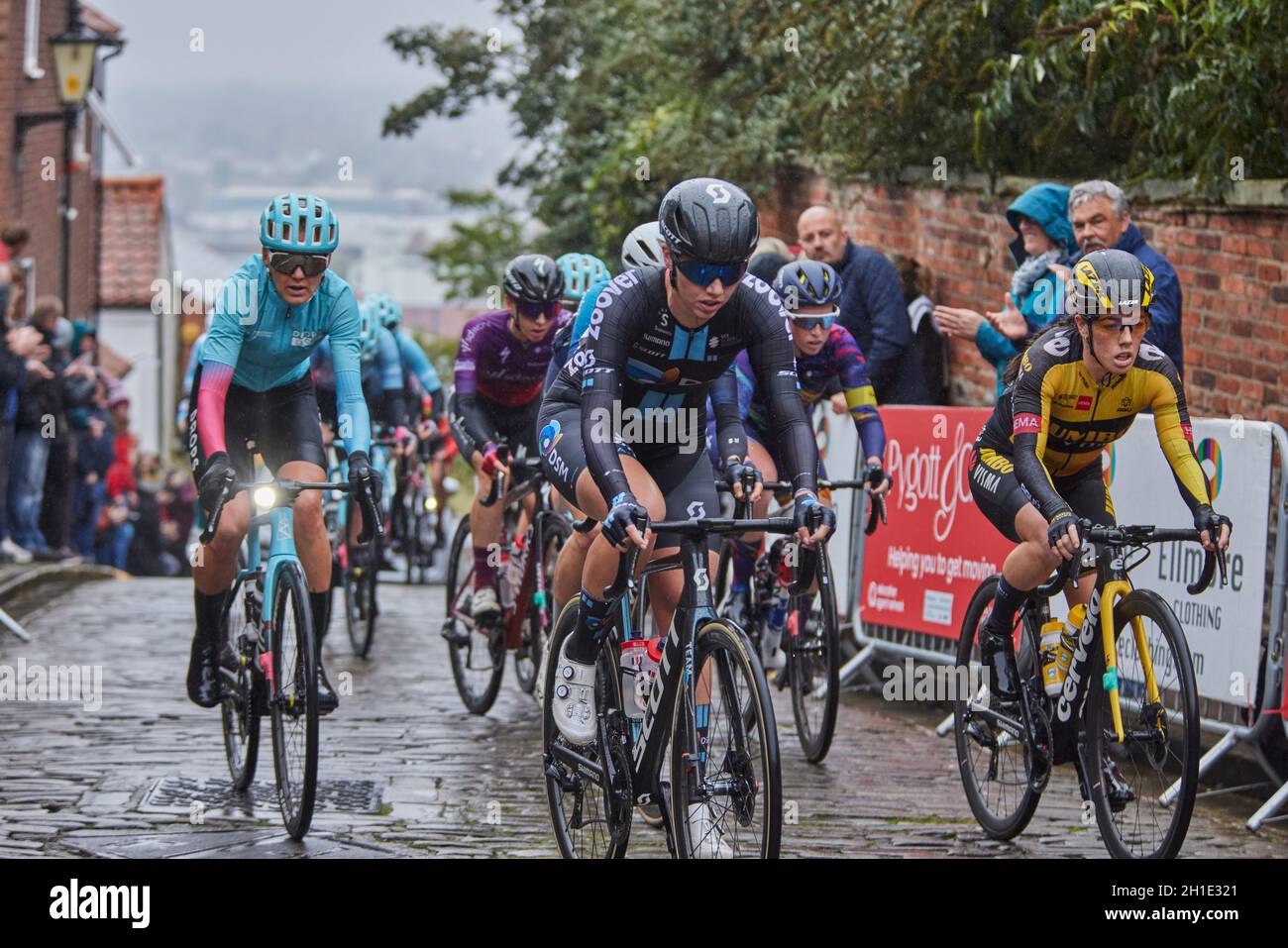 2021 HSBC UK | National Road Championships, Lincoln Anna Henderson (Team Jumbo-Visma) Pfeiffer Georgi (Team DSM) Elite womenÕs Ergebnis: 1. Pfeiffer Georgi (Team DSM) 2. Josie Nelson (Team Coop-Hitec Products) 3. JOSCELIN LOWDEN (DROPS-LE COL UNTERSTÜTZT VON TEMPUR) Unter 23 womenÕs Ergebnis: 1. Pfeiffer Georgi (Team DSM) 2. Josie Nelson (Team Coop-Hitec Products) 3. Anna Shackley (Team SD Worx) Stockfoto