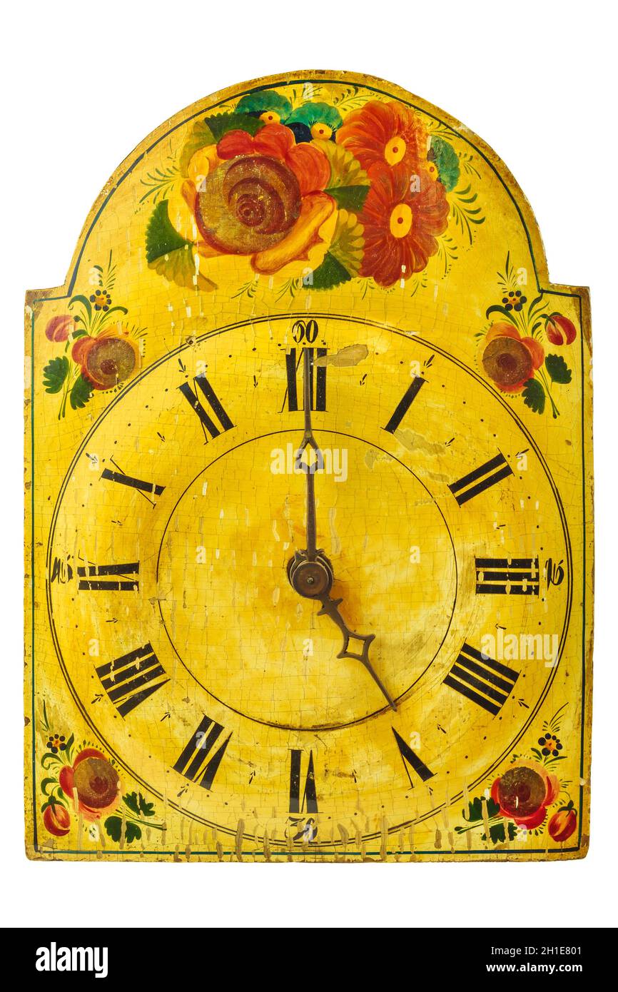 Echte ornamentale Uhr aus dem 17. Jahrhundert mit Blumenmuster isoliert auf weißem Hintergrund Stockfoto