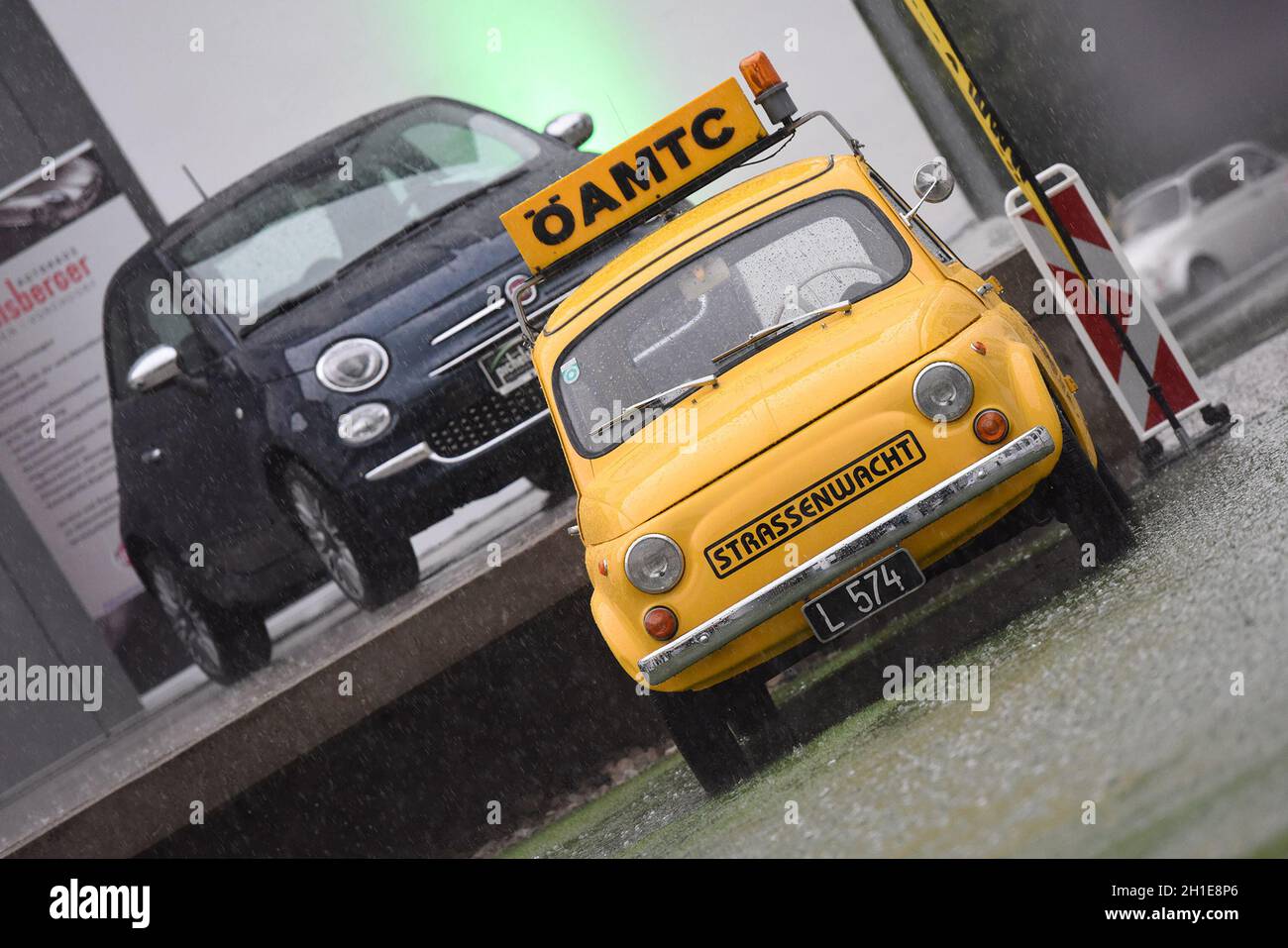 Jedes Jahr Anfang Juli treffen sich Liebhaber von Puch 500, Fiat 500 und Steyr-Fiat 500 in Vorchdorf (Oberösterreich) , um ihre alten Autos zu präsent Stockfoto