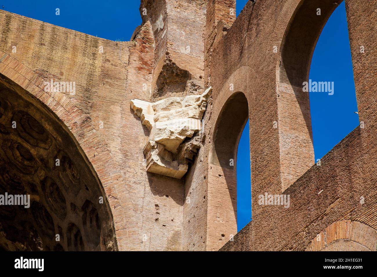 Detail der Wände der Basilika von Maxentius und Constantine im Forum Romanum in Rom Stockfoto