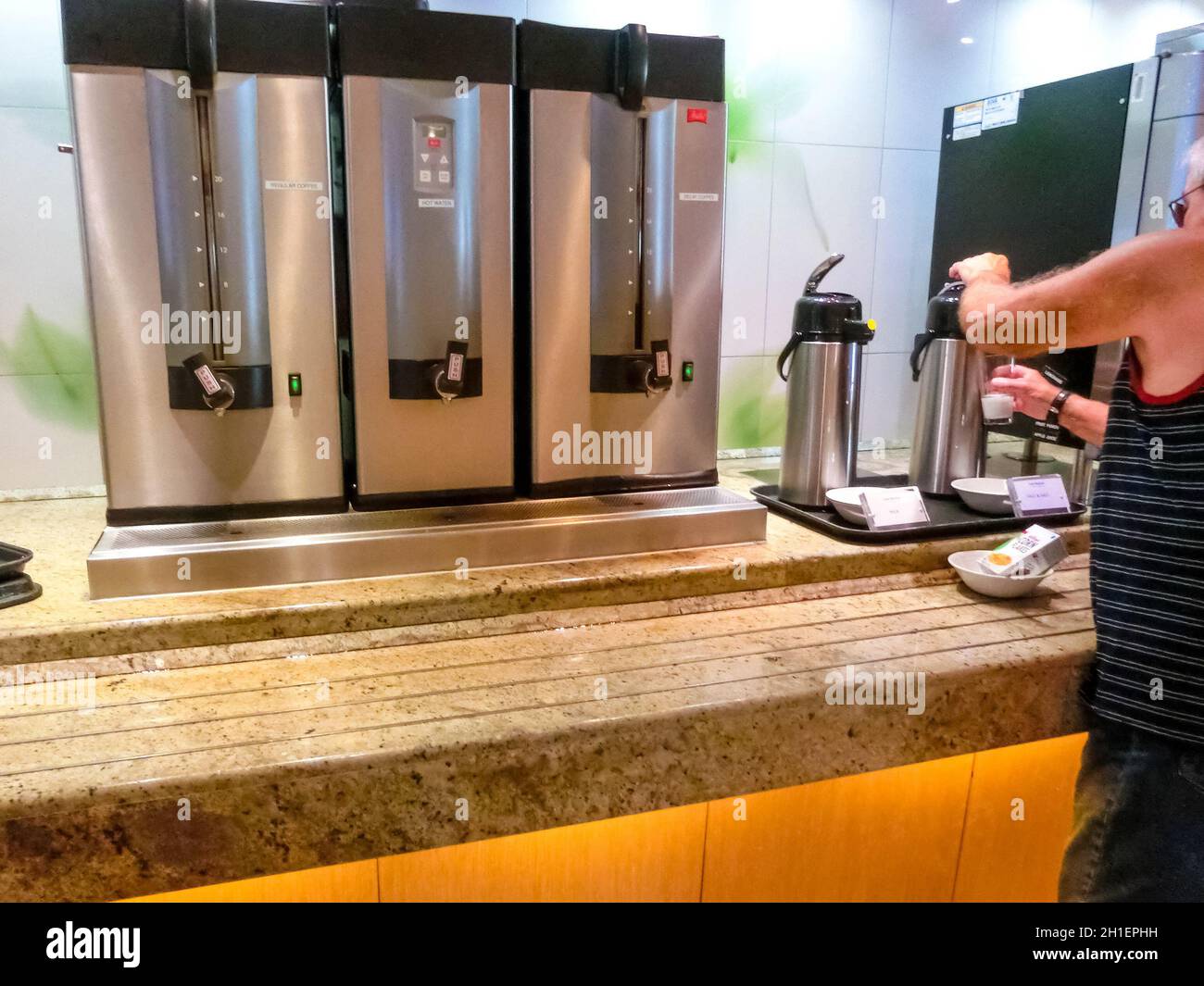 Gatun Lake, Panama - 5. Dezember 2019: Dining Room Buffet an Bord des Holland America Kreuzfahrtschiffs Eurodam Stockfoto