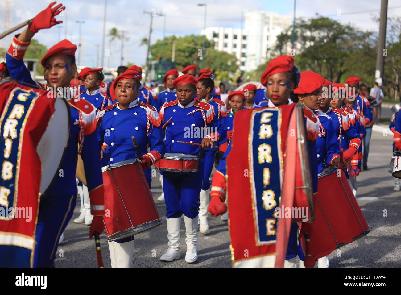 salvador, bahia / brasilien - 14. oktober 2016: Mitglieder der Estada da Bahia-Fanfaren werden während einer Vorstellung im Bahia Administrati gesehen Stockfoto