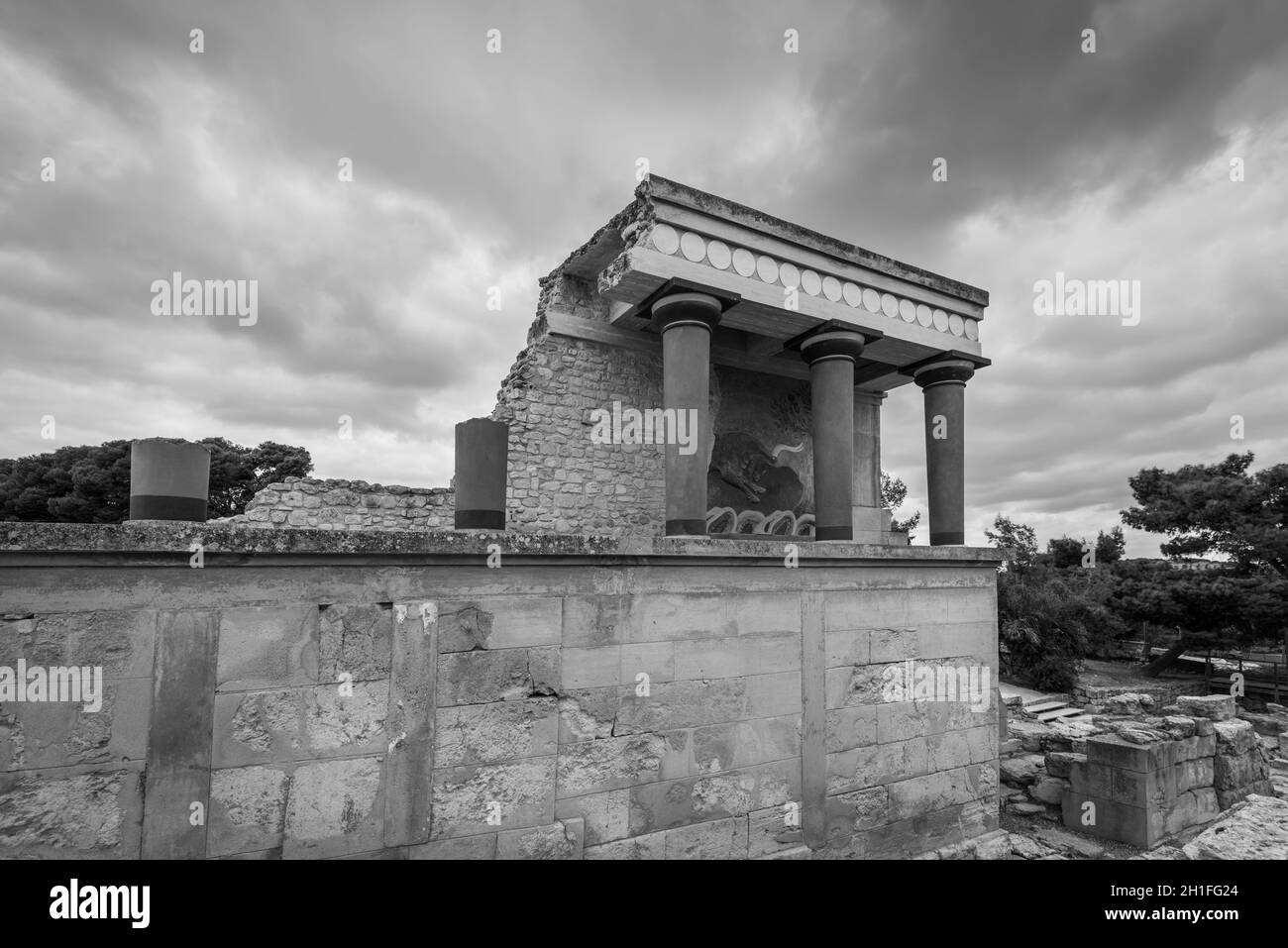 Knossos, Griechenland - 2 November, 2017: Eingang Nord der Palast von Knossos. Kreta, Griechenland. Es ist die größte Bronzezeit archäologische Stätte auf der Insel Kreta.. Schwarz Stockfoto