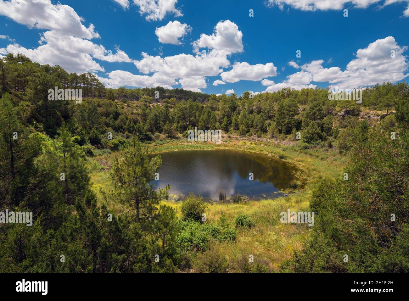 Round Lake geologische Formation in der Provinz Cuenca, Kastilien-La Mancha, Spanien. Stockfoto