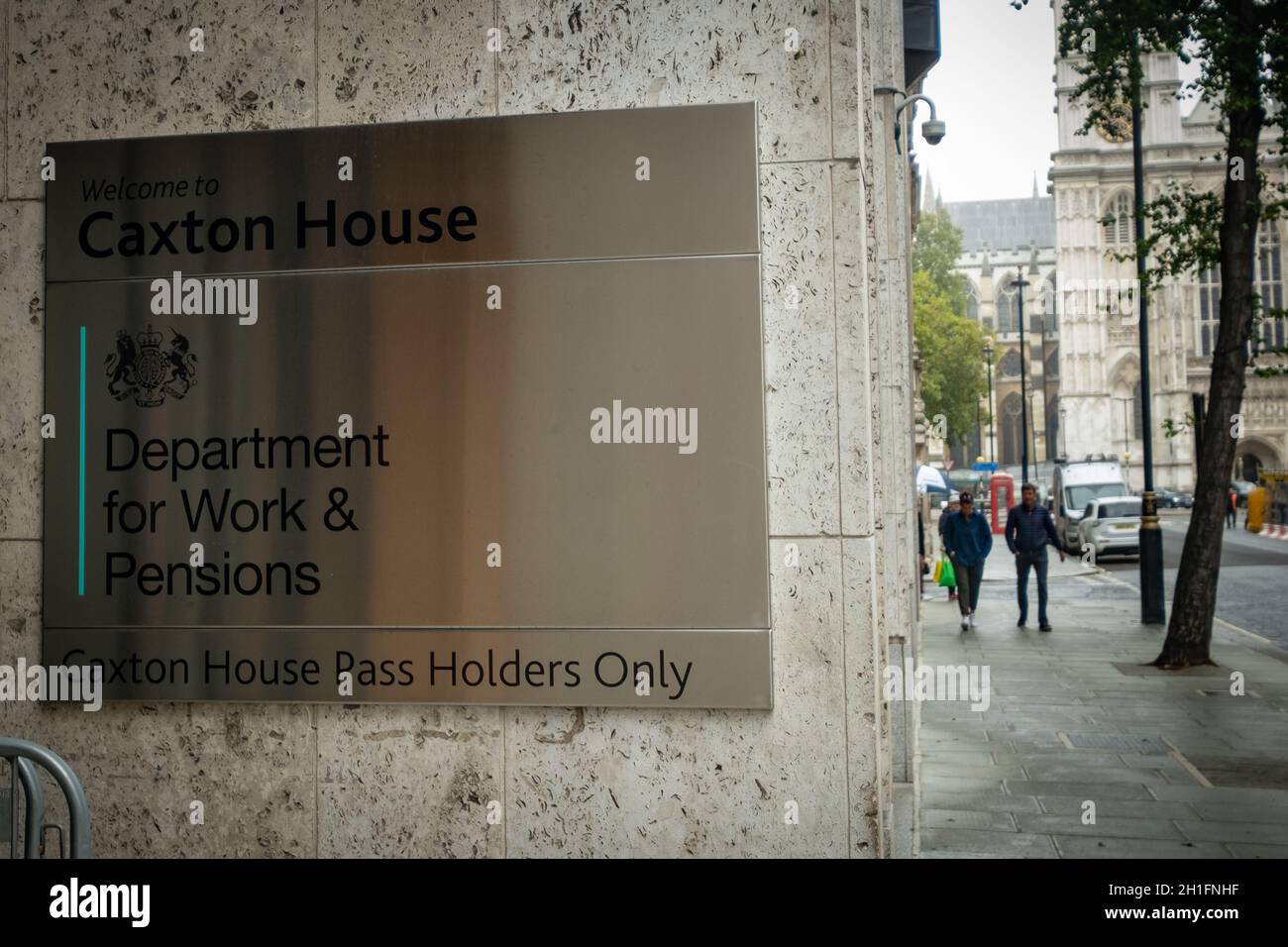 London - Abteilung für Arbeit und Pensionen am Caxton House in Westminster. Regierungsgebäude in Großbritannien. Stockfoto