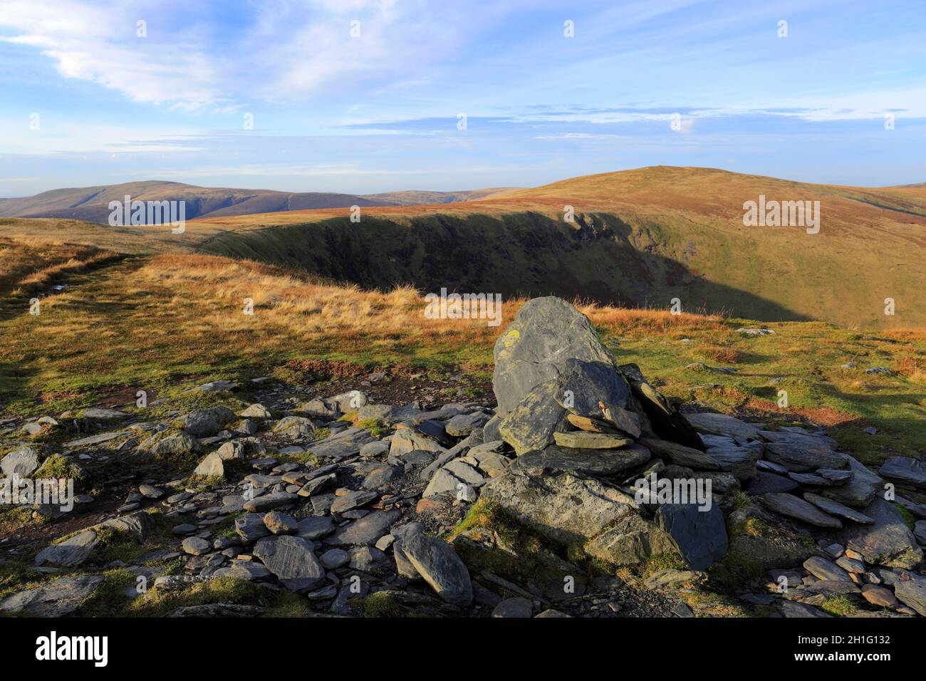 Der Gipfelsturm von Bannerdale Crags Fell, Lake District National Park, Cumbria, England Stockfoto