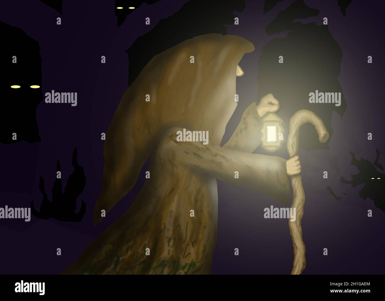 Bild eines Einsiedlers mit Laterne und Stock, der nachts im Wald spazieren geht, mit störenden Gegenwarten Stockfoto