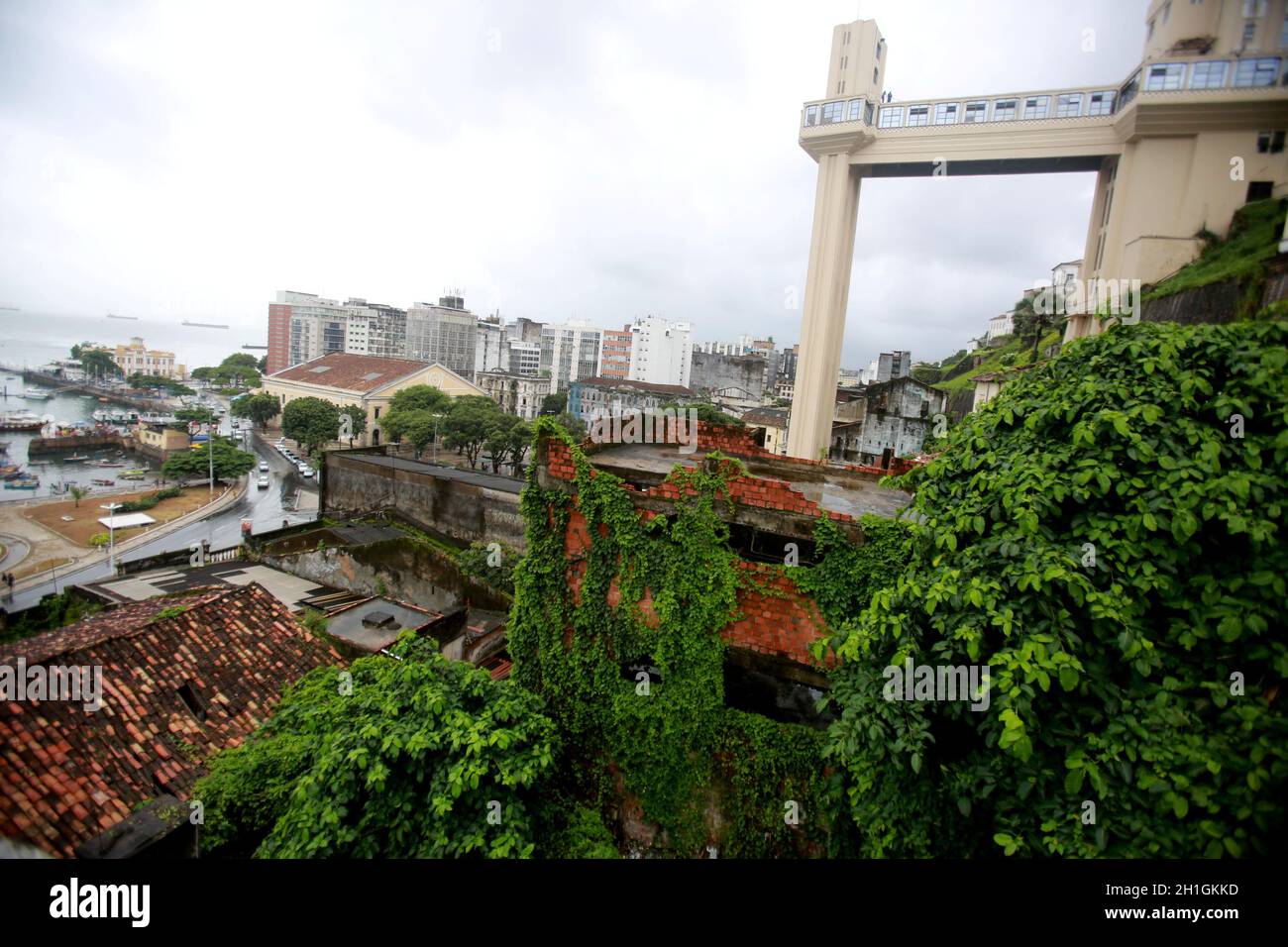 salvador, bahia / brasilien - 23. Mai 2015: Lacerda Aufzug im historischen Zentrum der Stadt Salvador. Das Gerät verbindet die obere und untere c Stockfoto