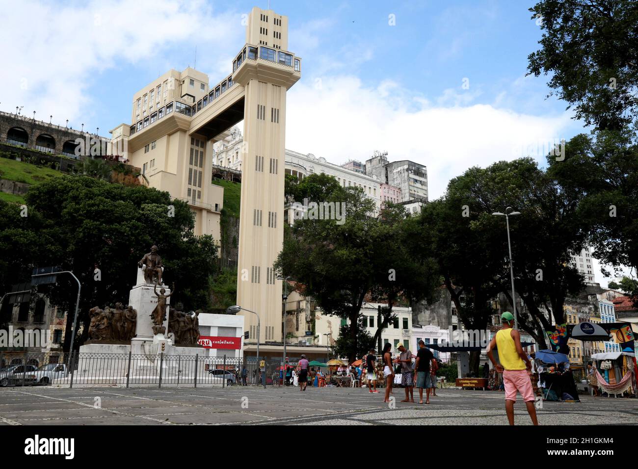 salvador, bahia / brasilien - 23. Mai 2015: Lacerda Aufzug im historischen Zentrum der Stadt Salvador. Das Gerät verbindet die obere und untere c Stockfoto