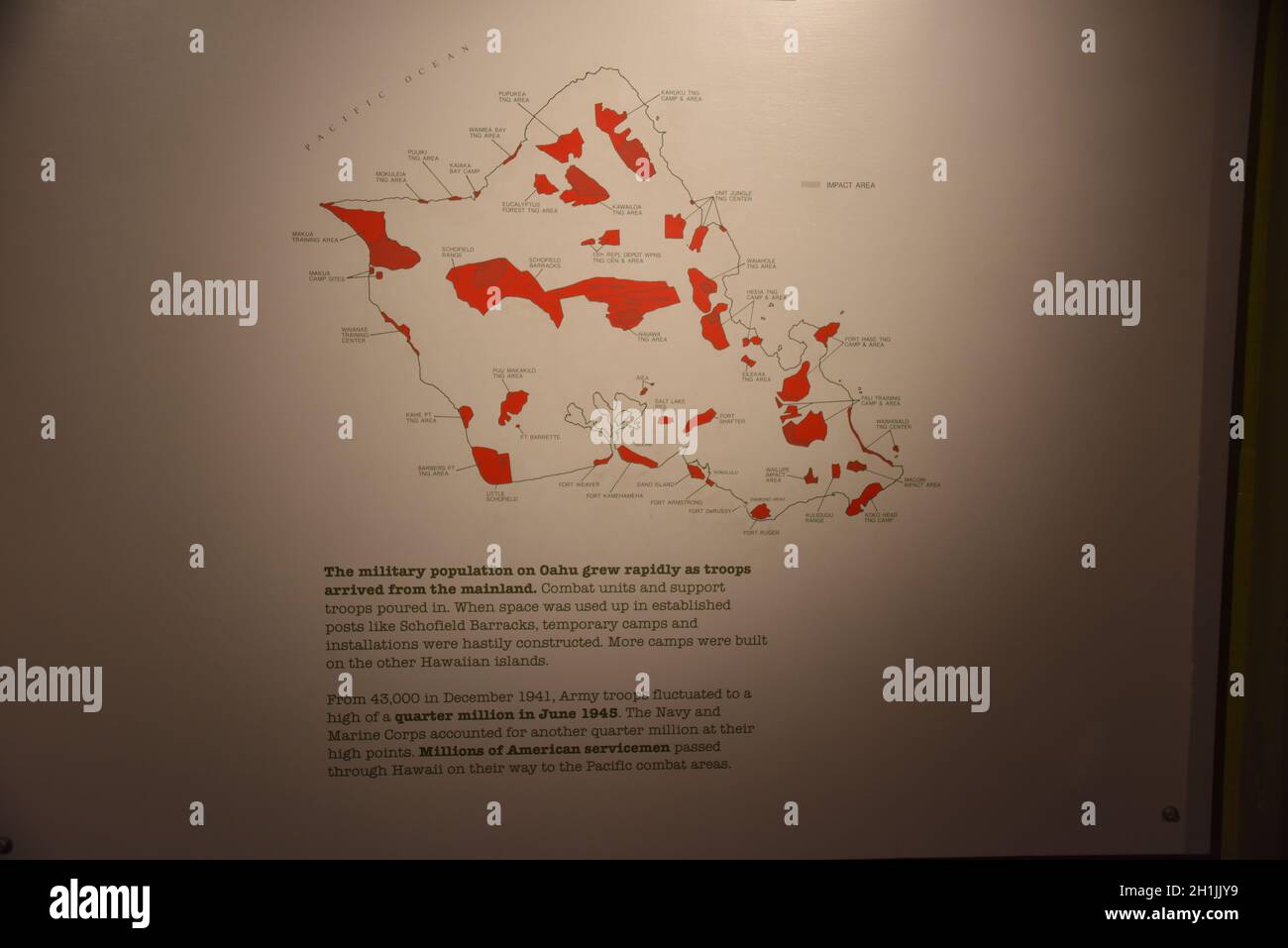 Oahu, Hi. USA 6/9/2021. Fort DeRussy. Konstruierte Batterien Randolph 2 x 14-Zoll-Marinegewehre und Dudley (nicht mehr vorhanden) um 1911. Museum Stockfoto
