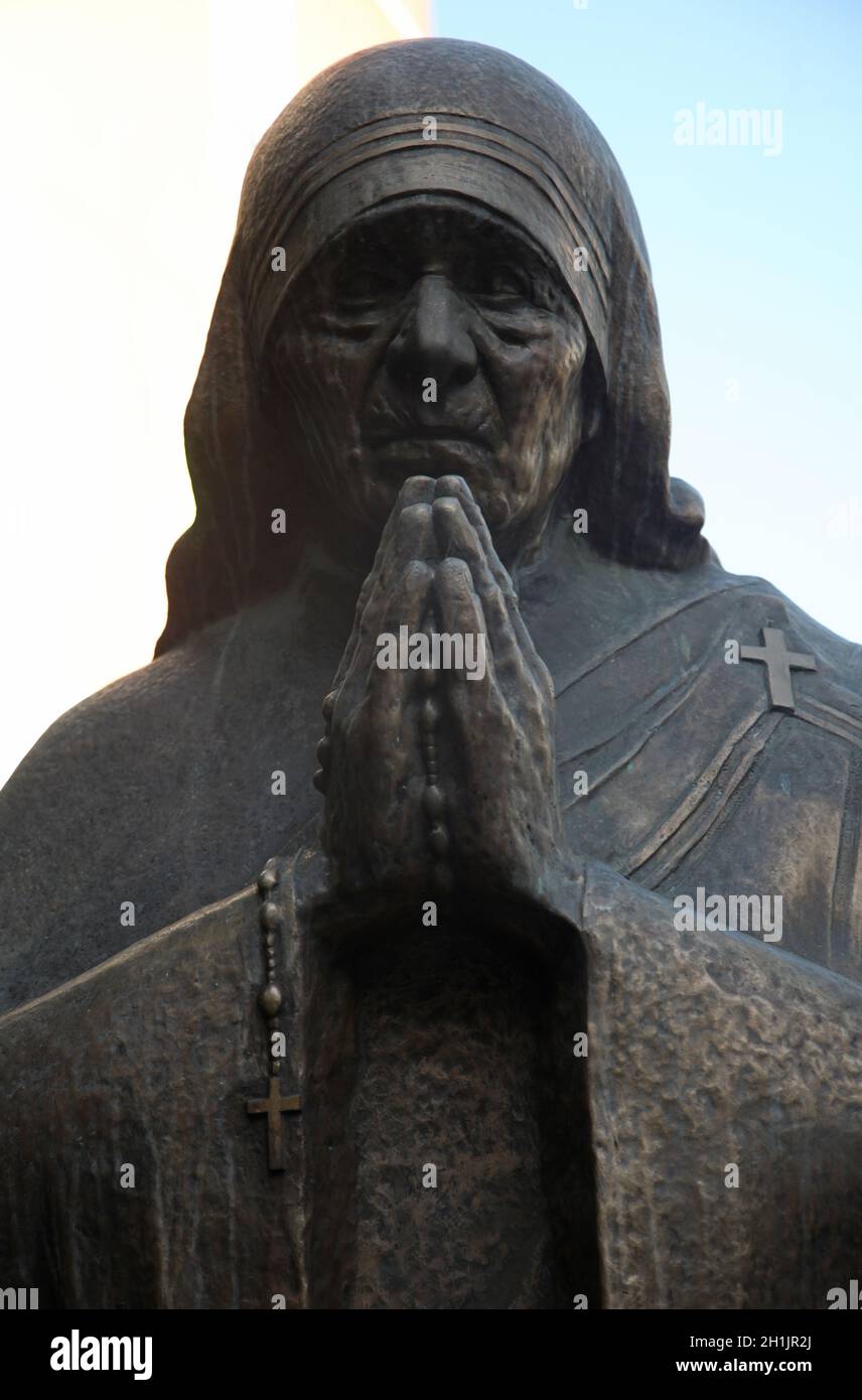 Mutter Teresa Denkmal in Skopje, Mazedonien Stockfoto