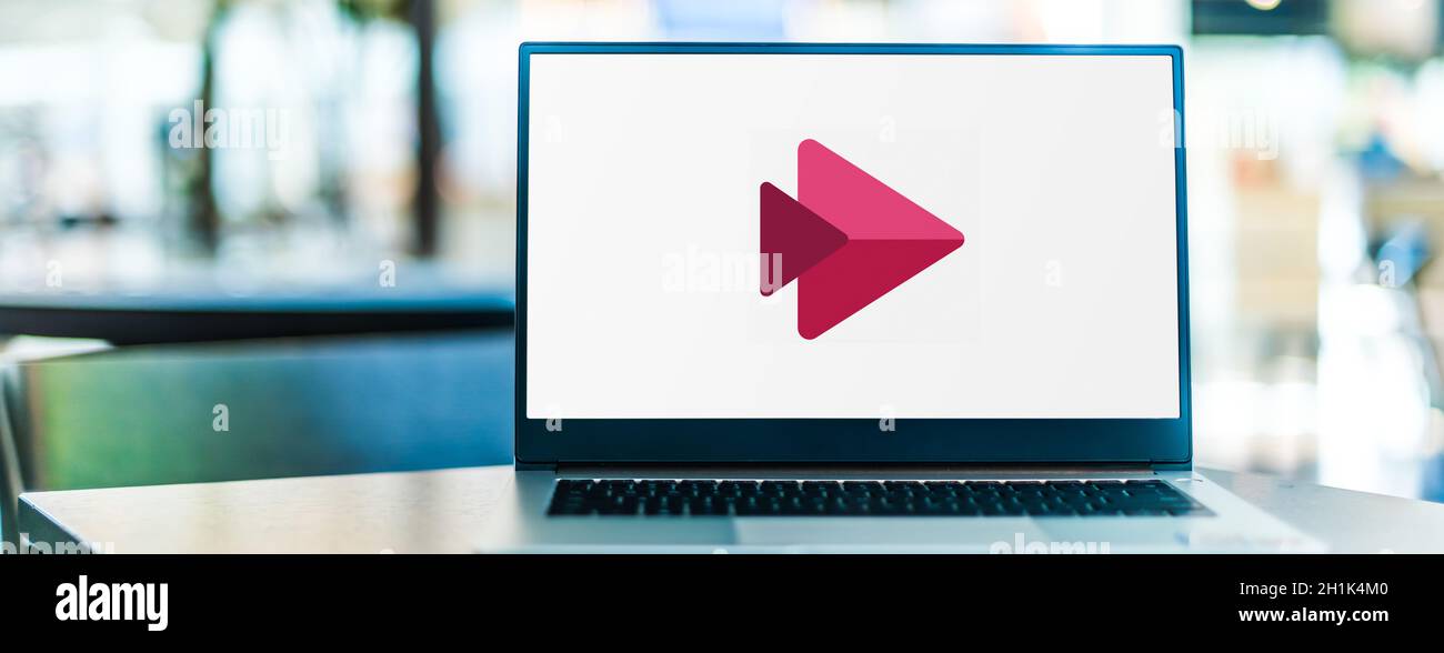 POZNAN, POL - SEP 23, 2020: Laptop-Computer mit Logo von Microsoft Stream, ein Unternehmen Video-Sharing-Service Stockfoto