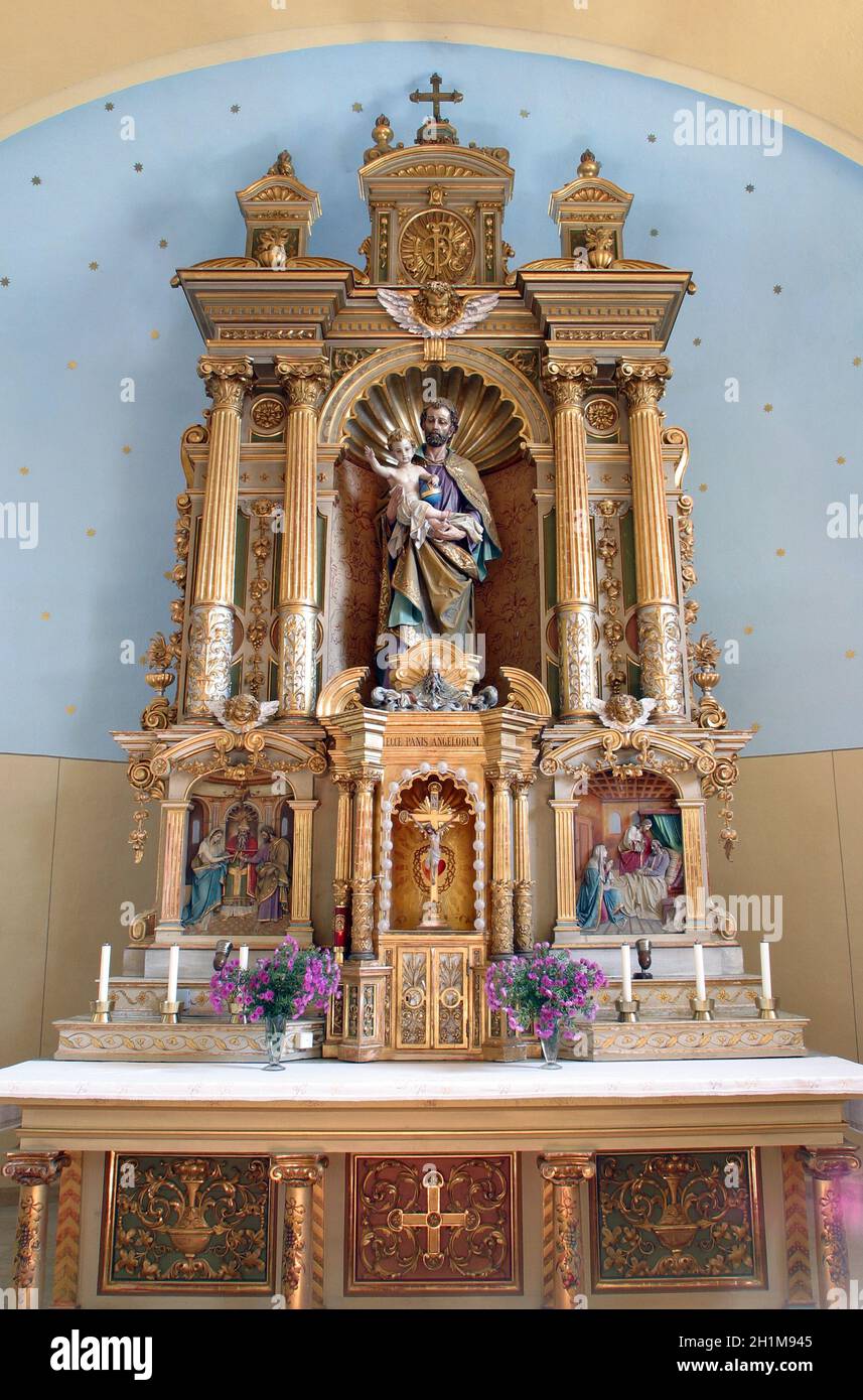 Altar des heiligen Josef in der Kirche Unserer Lieben Frau von Lourdes und St. Joseph in der Barilovicki Leskovac, Kroatien Stockfoto