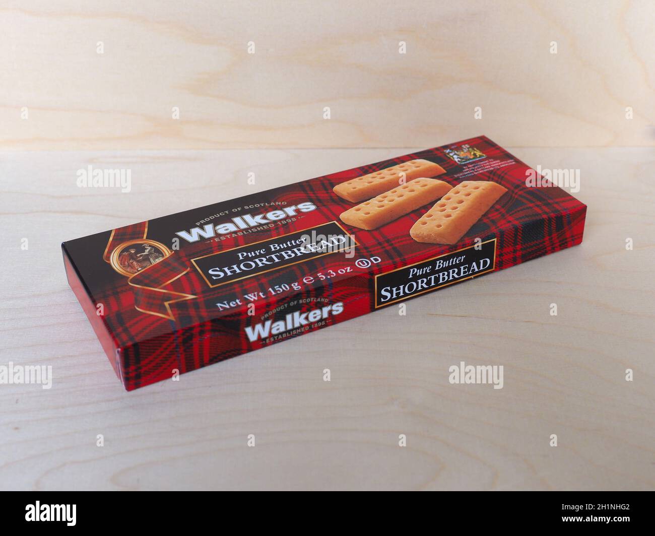 ABERDEEN, Großbritannien - CA. DEZEMBER 2020: Päckchen Wanderer pure Butter Shortbread Stockfoto