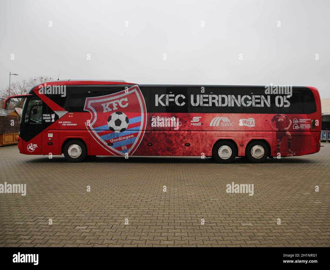 Mannschaftsbus KFC Uerdingen 05 DFB 3.Liga Saison 2020-21 Stockfoto