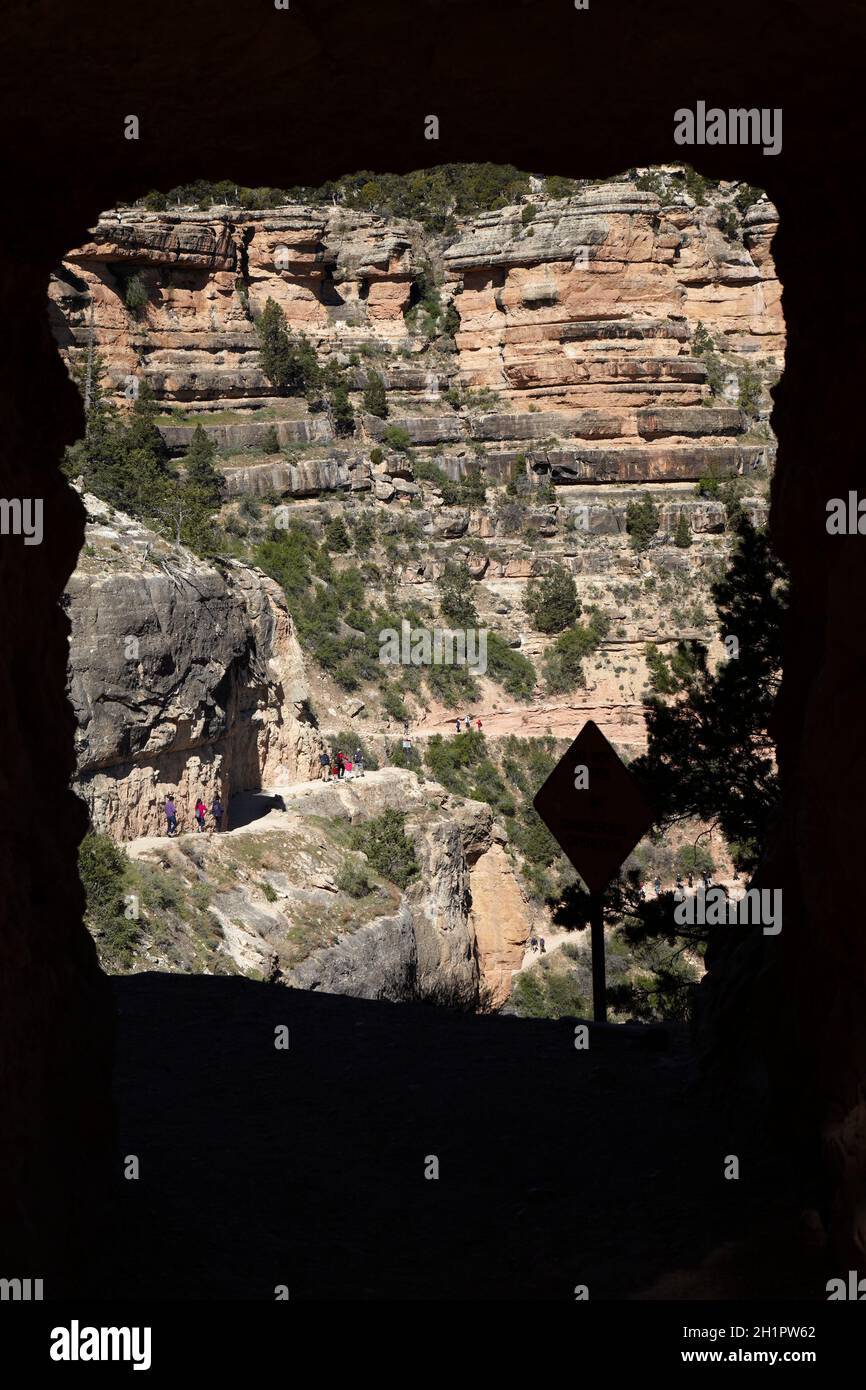 Tunnel auf dem Bright Angel Trail, South Rim, Grand Canyon, Grand Canyon National Park, Arizona, USA Stockfoto