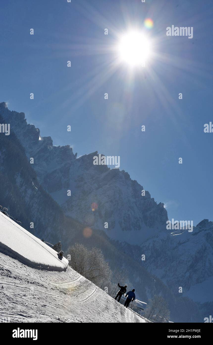 Das Winterwunderland Gosau im Süden von Oberösterreich ist ein Paradies zum Langlaufen. - das Winterwunderland Gosau im Süden Oberösterreichs ist Stockfoto