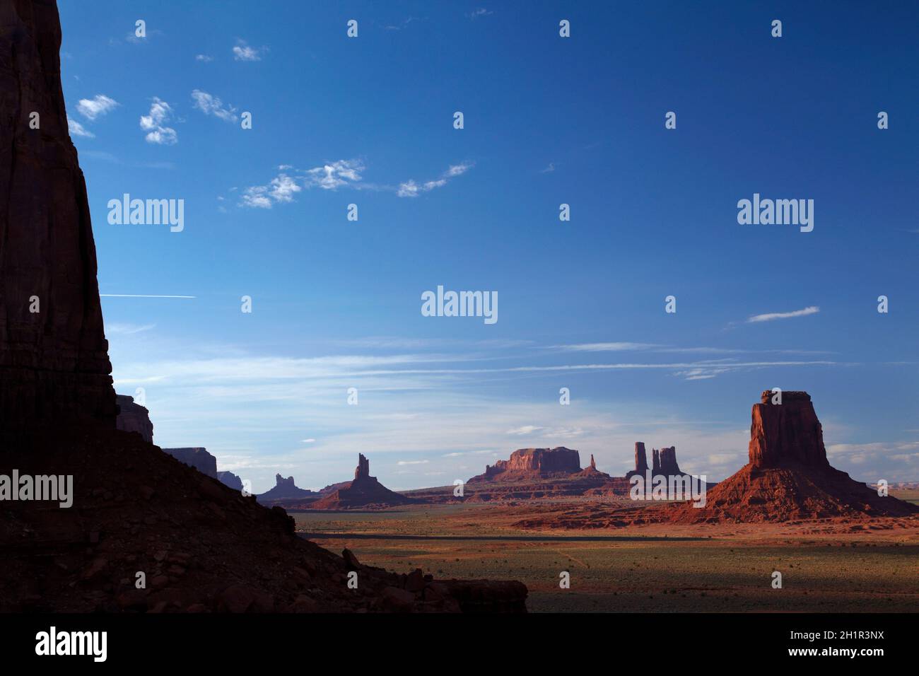 Blick vom Künstler Punkt, Monument Valley, Navajo-Nation, Utah und Arizona Grenze, USA Stockfoto
