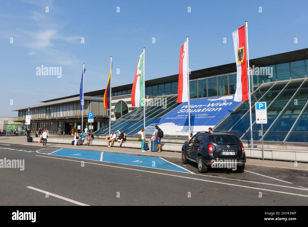 Dortmund, 10. August 2020: Terminal des Dortmunder Flughafens (DTM) in Deutschland. Stockfoto