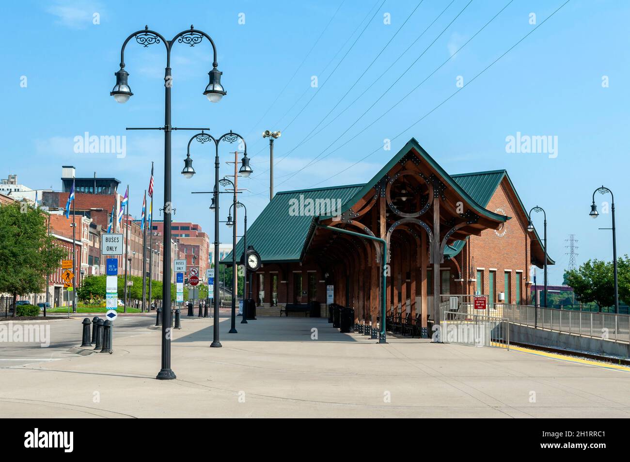 Bus- und Bahnhof am Flussufer, Nashville, Tennessee. Stockfoto