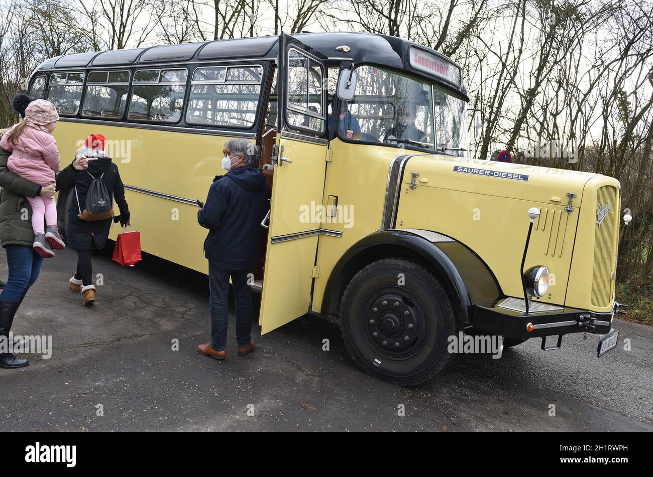 Historischer Saurer-Postbus in Steyr, Österreich, Europa - Historischer Saurer Postbus in Steyr, Österreich, Europa Stockfoto