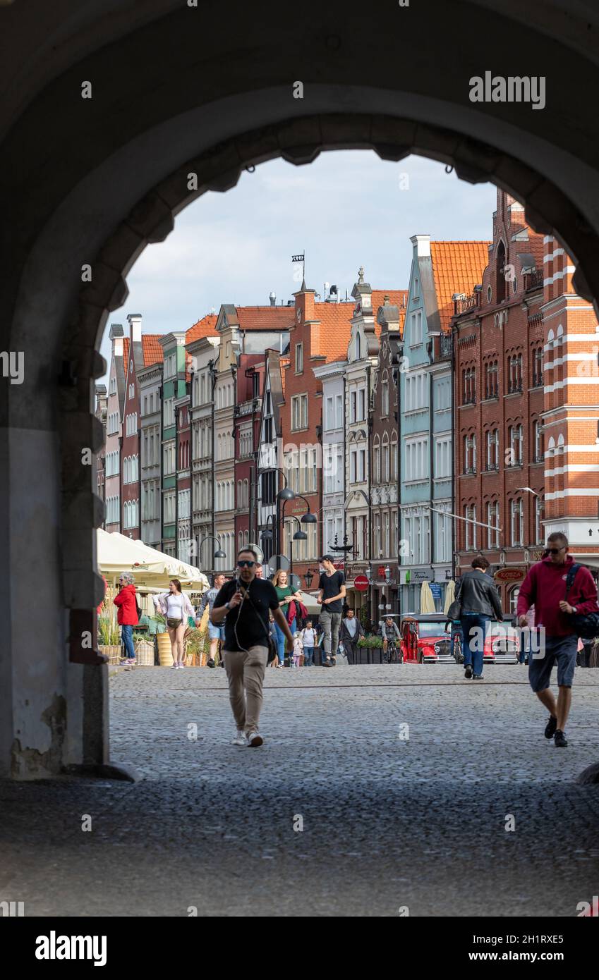 Danzig, Polen - 9. September 2020: Das Grüne Tor in Gdańsk, Polen, Es liegt zwischen dem langen Markt (Dlugi Targ) und dem Fluss Motława Stockfoto