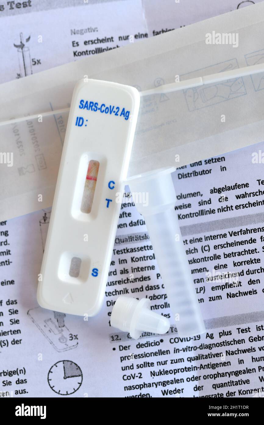 Corona-Test-Kit für Antigen-Test in Österreich, Europa - Corona-Test-Kit für Antigen-Tests in Österreich, Europa Stockfoto