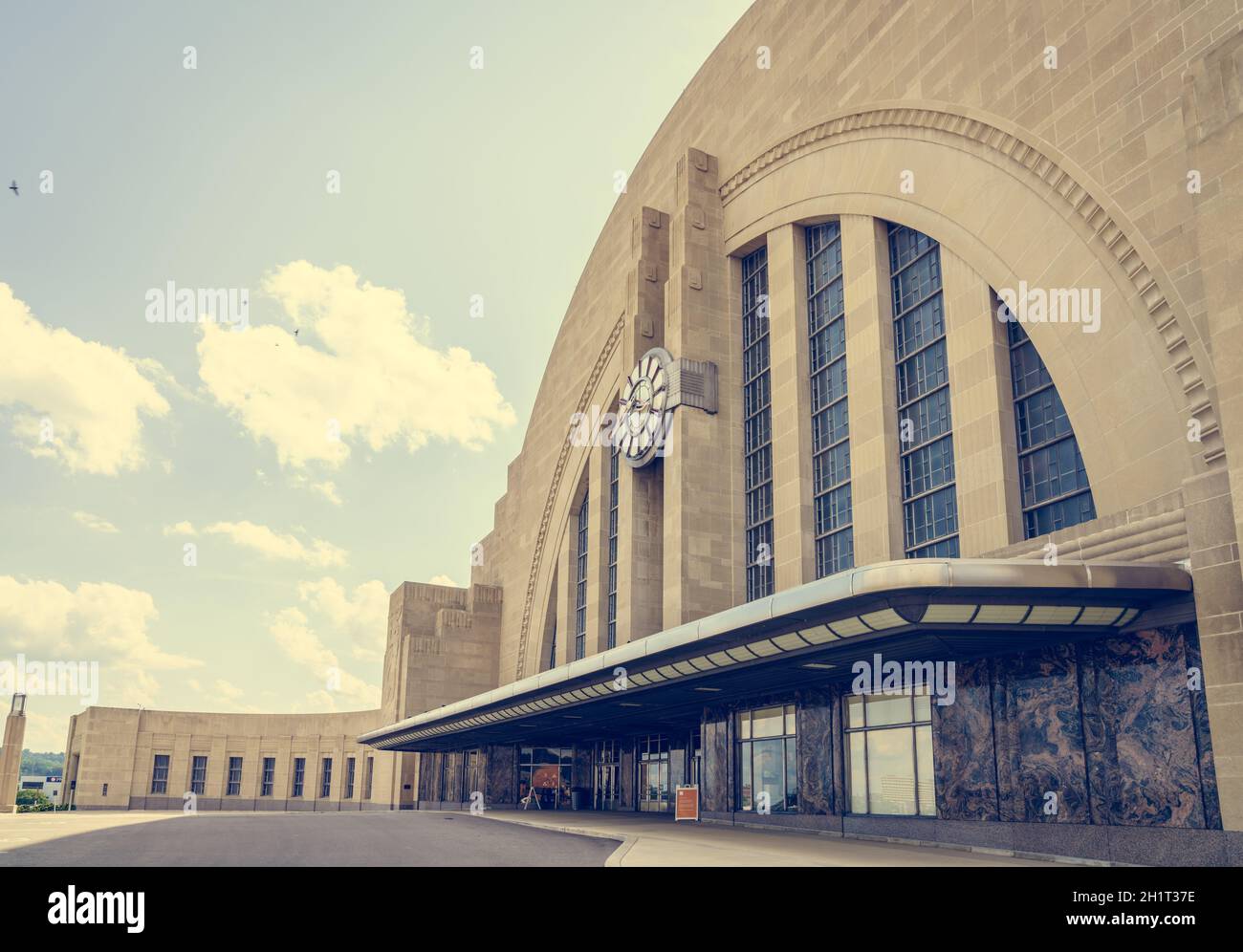 Cincinnati, Ohio, 29. August 2020: Historisches Cincinnati Union Terminal Gebäude beherbergt das Cincinnati Museum Center, das drei Museen umfasst, eine Bibliothek Stockfoto