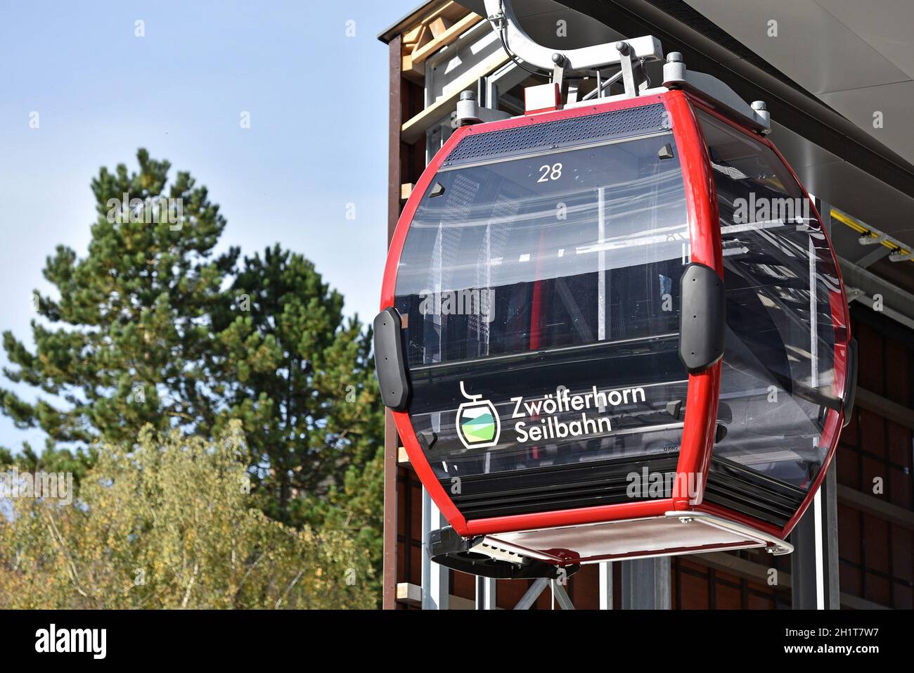 Neue Seilbahn auf das Zwölferhorn in Sankt Gilgen am Wolfgangsee, Österreich, Europa - Neue Seilbahn zum Zwölferhorn in Sankt Gilgen am Wolfgangsee Stockfoto