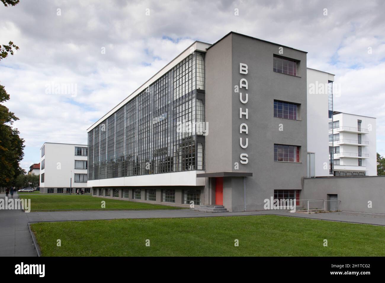 Bauhaus, erste Schule für Industriedesign. Dessau, Deutschland. Hochwertige Fotos Stockfoto