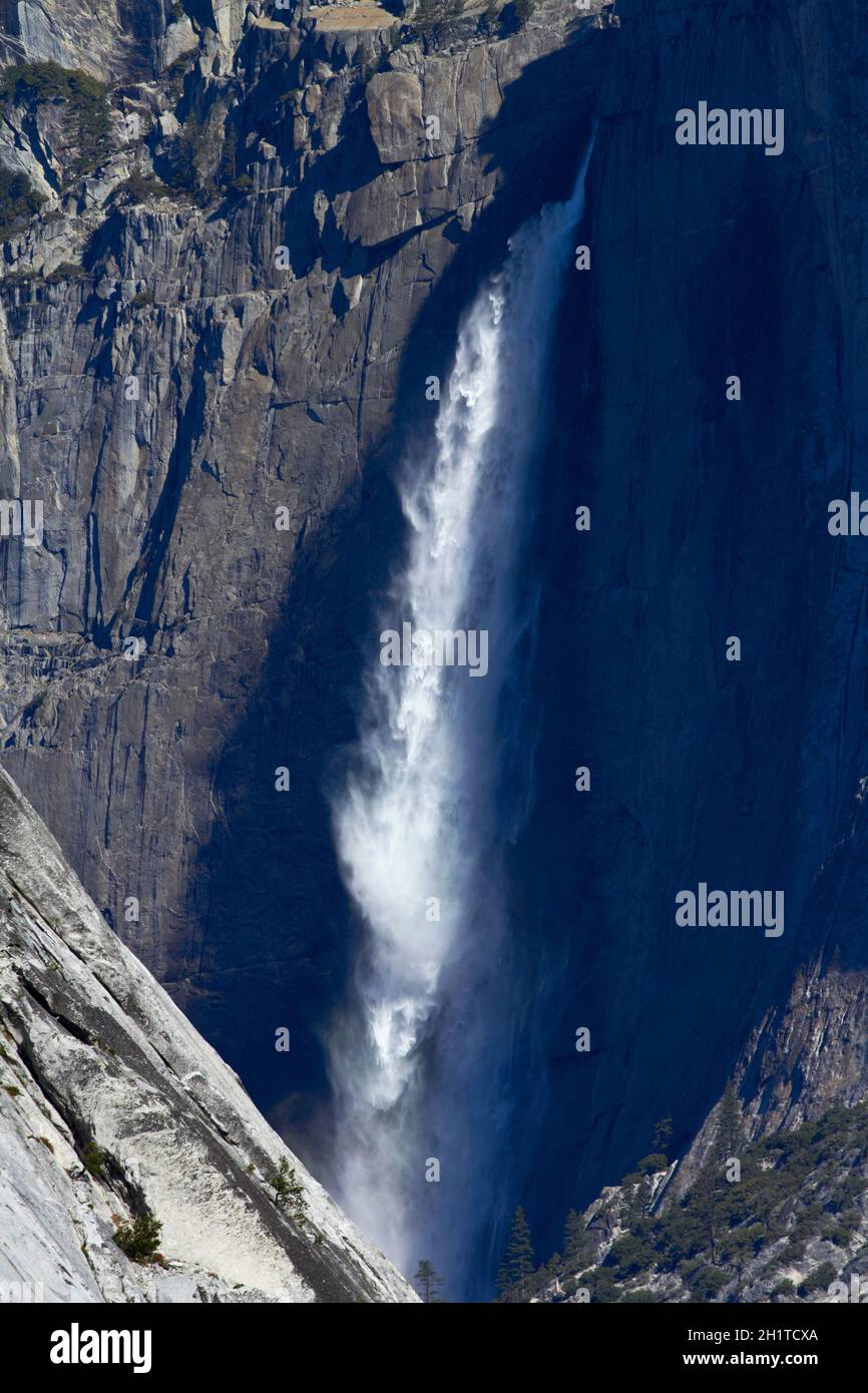 Yosemite Falls im Yosemite Valley, Yosemite National Park, California, USA. Stockfoto