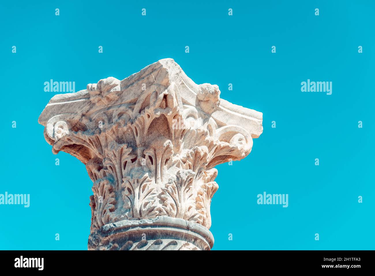 Detail einer römischen Säule an der archäologischen Stätte des antiken Kourion. Limassol District, Zypern Stockfoto