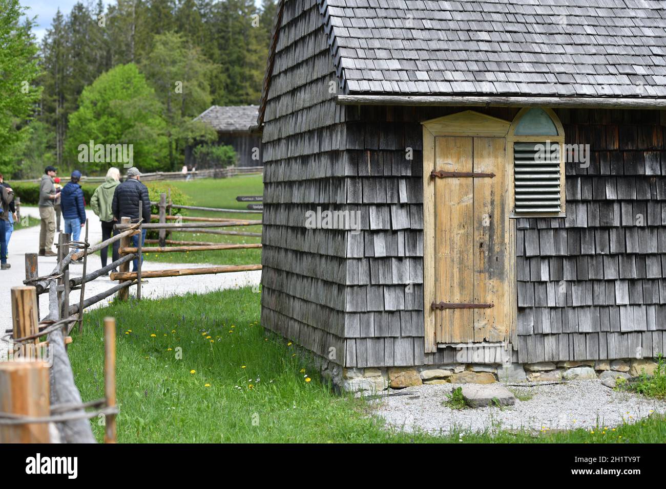 Bilder von Alten Bauernhäusern: Zeichnen und Entdecken